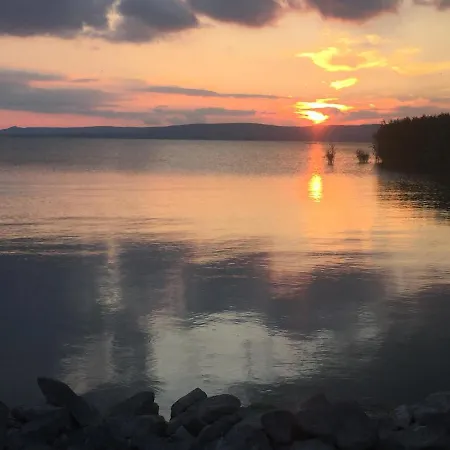 In Balaton 26368 Szantod