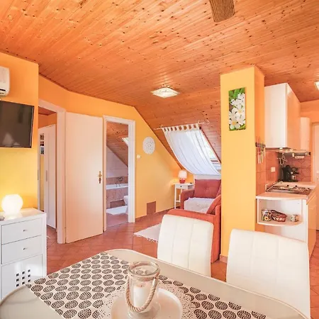 In Balaton 26368 Apartment *